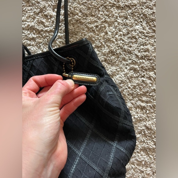 Elegant Black Bucket Bag VTG Liz Claiborne Bucket Bag - Picture 3 of 11